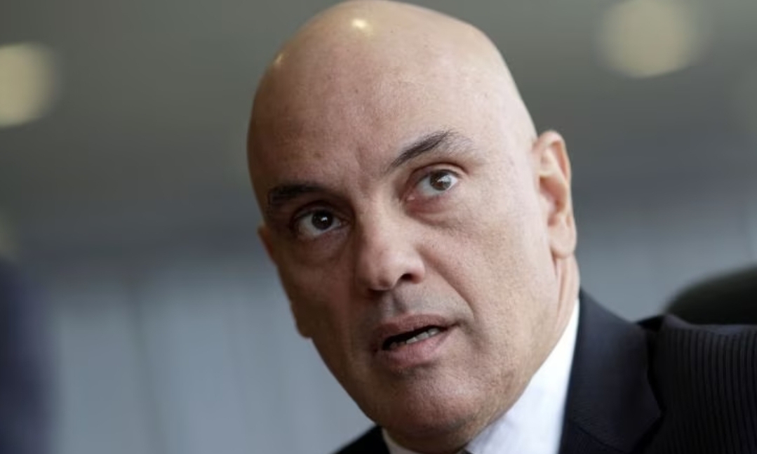 Filho De Moraes Agredido Fisicamente Por Brasileiros Em Aeroporto Qg