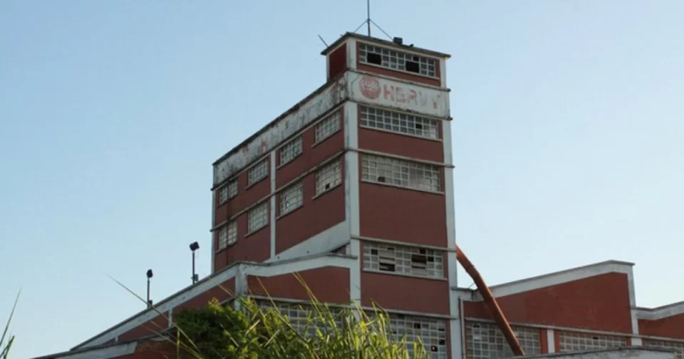 Cerâmica Hervy, um dos marcos do progresso de Osasco no século passado.