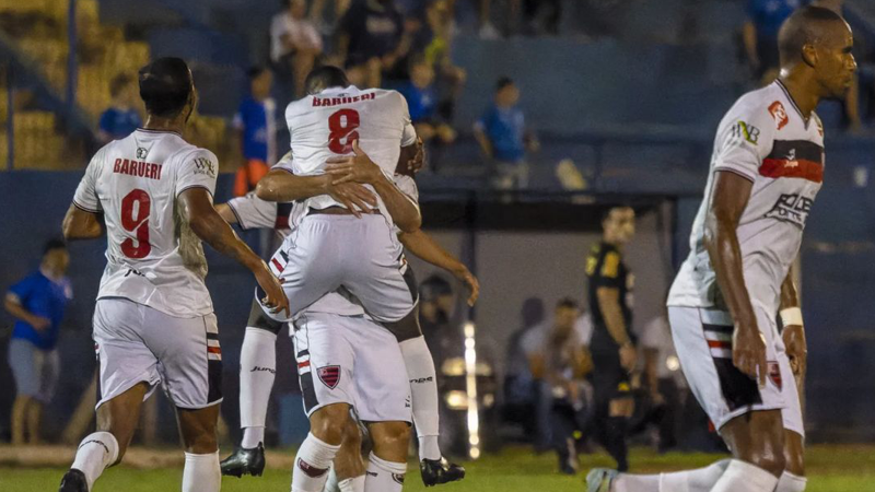 Osasco não dá chances ao Barueri e vai à final do Paulista de