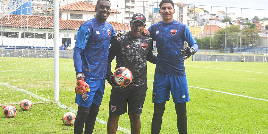 Oeste Barueri em preparo para o Campeonato Paulista Série A2 em janeiro.