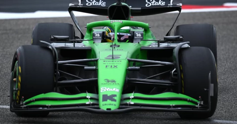 Nativo de Osasco, Gabriel Bortoleto na F-1 pilotando um Sauber.