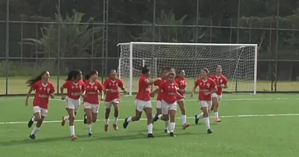 FPF define Campeonato Paulista Feminino Sub 17 com catorze equipes.