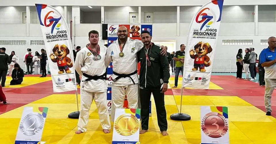 Atletas de Jandira participam do Campeonato Brasileiro de Judô em Barueri.