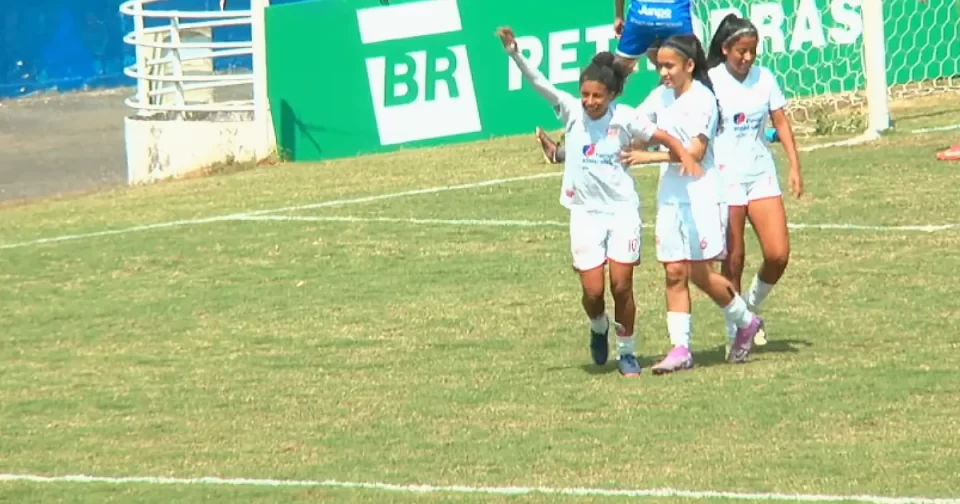 Scaramella faz o gol da primeira vitória do Audax no Paulista Feminino Sub 17, 1 a 0 no São Bento de Sorocaba.