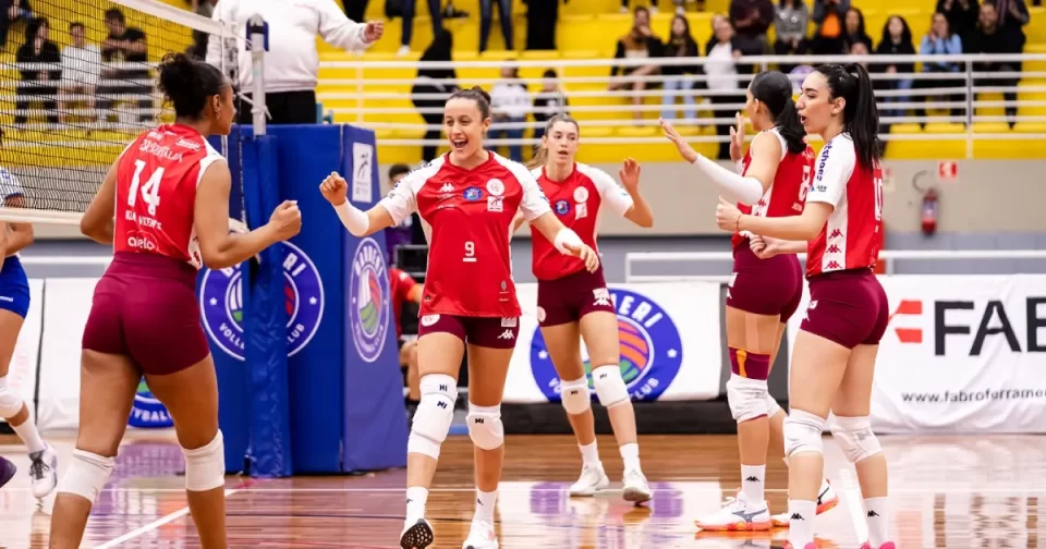 Barueri vence as três primeiras rodadas, agora tem o primeiro duelo grande - visita o Sesi Bauru pela quarta rodada do Campeonato Paulista de Vôlei Feminino.