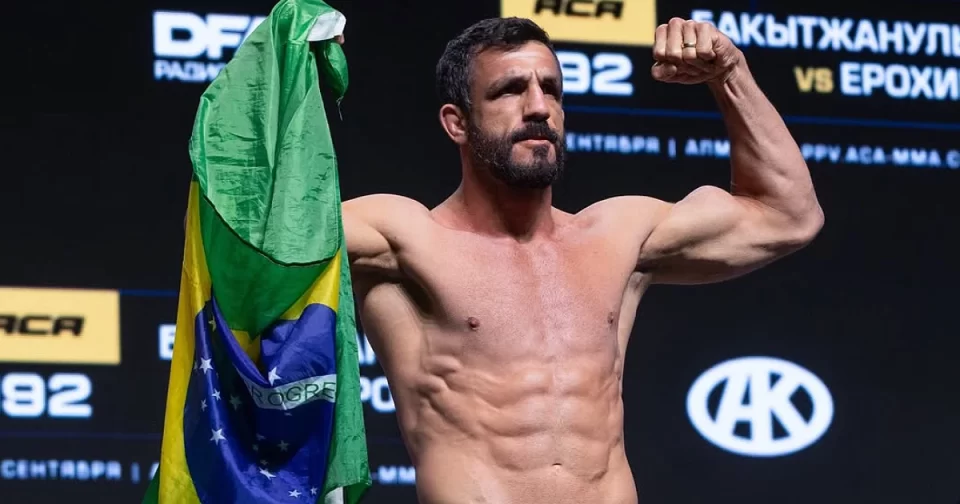 Elias Xuxu perde por pontos para Andrey Kushkin no ACA de Krasnodar na Rússia.