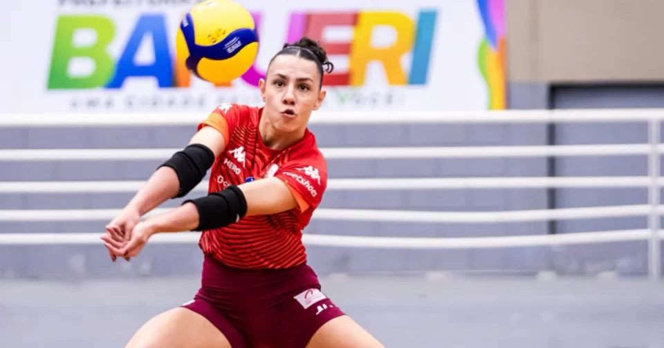 Barueri parte em confronto direto contra Maringá pelo 7º lugar da Superliga.