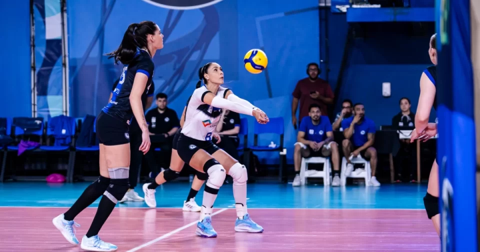 Pinheiros estreia na Superliga B com a bicampeã olímpica Jaqueline como líbero.