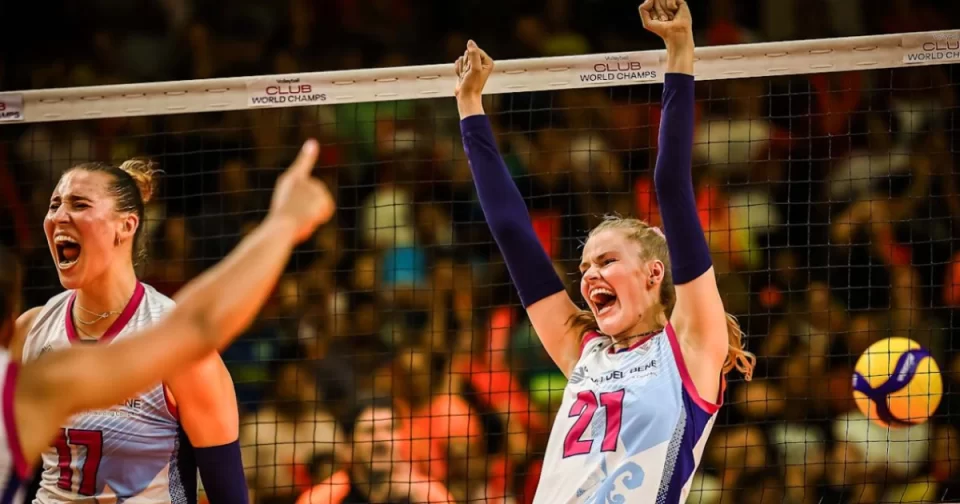 Scandicci tem trabalho no primeiro set, mas depois anula Osasco no Mundial de Vôlei.