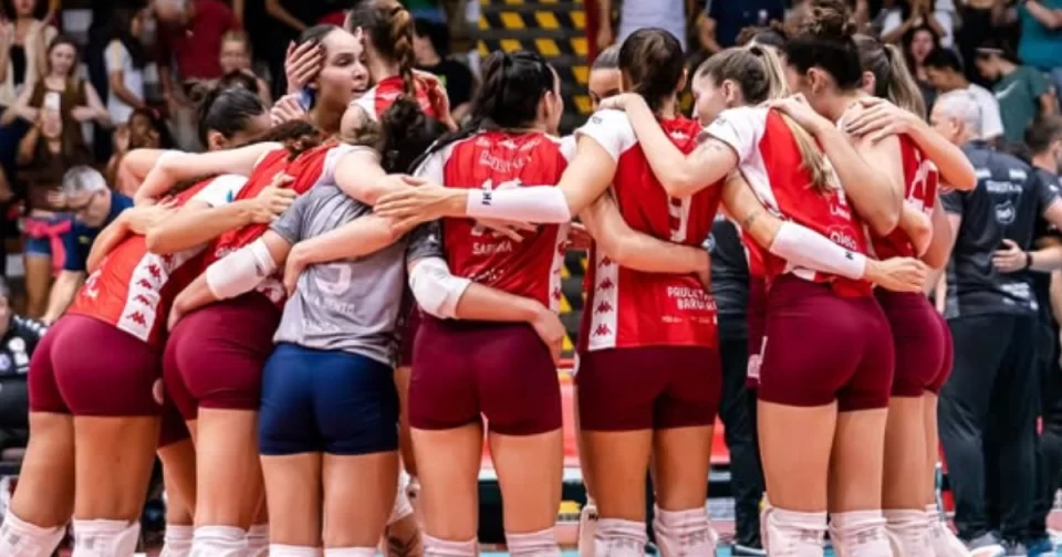 Barueri toma passeio do Fluminense, trava na zona baixa da Superliga e faltando apenas quatro jogos para o final da 1ª fase,