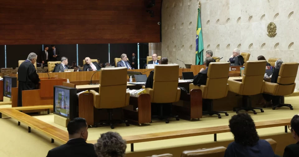 STF decide que caixa 2 em campanha como crime eleitoral e improbidade administrativa.
