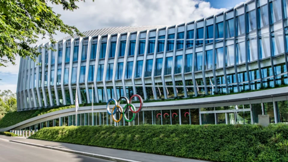 COI bane trans já em Los Angeles 28.