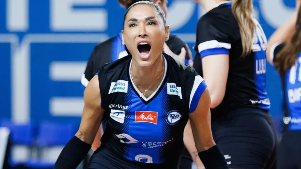 Pinheiros retorna à elite da Superliga e tem a bicampeã olímpica Jaque na janela de renovações.