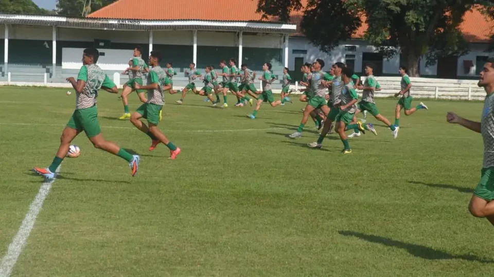 Com três categorias de base e time Pro, o Osasco Sporting não tem CT e faz treinos no quartel de Quitaúna.