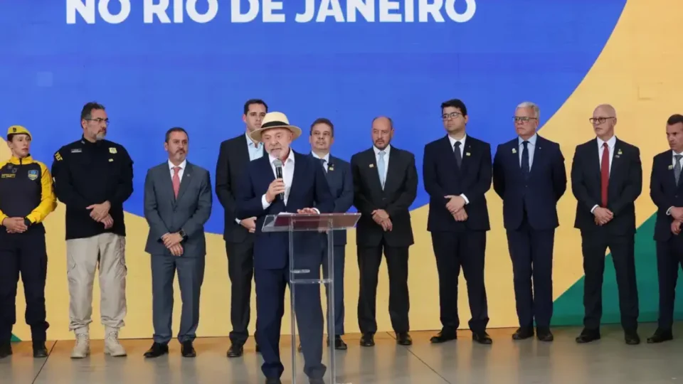 Presidente Lula rebate os EUA - diz que terrorismo no Brasil foi o plano de golpe de Bolsonaro.
