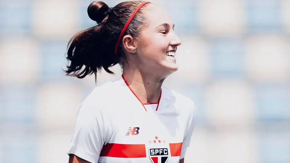 Ceci é atacante do São Paulo que decide a final do Paulista Sub 15 contra a Ferroviária.